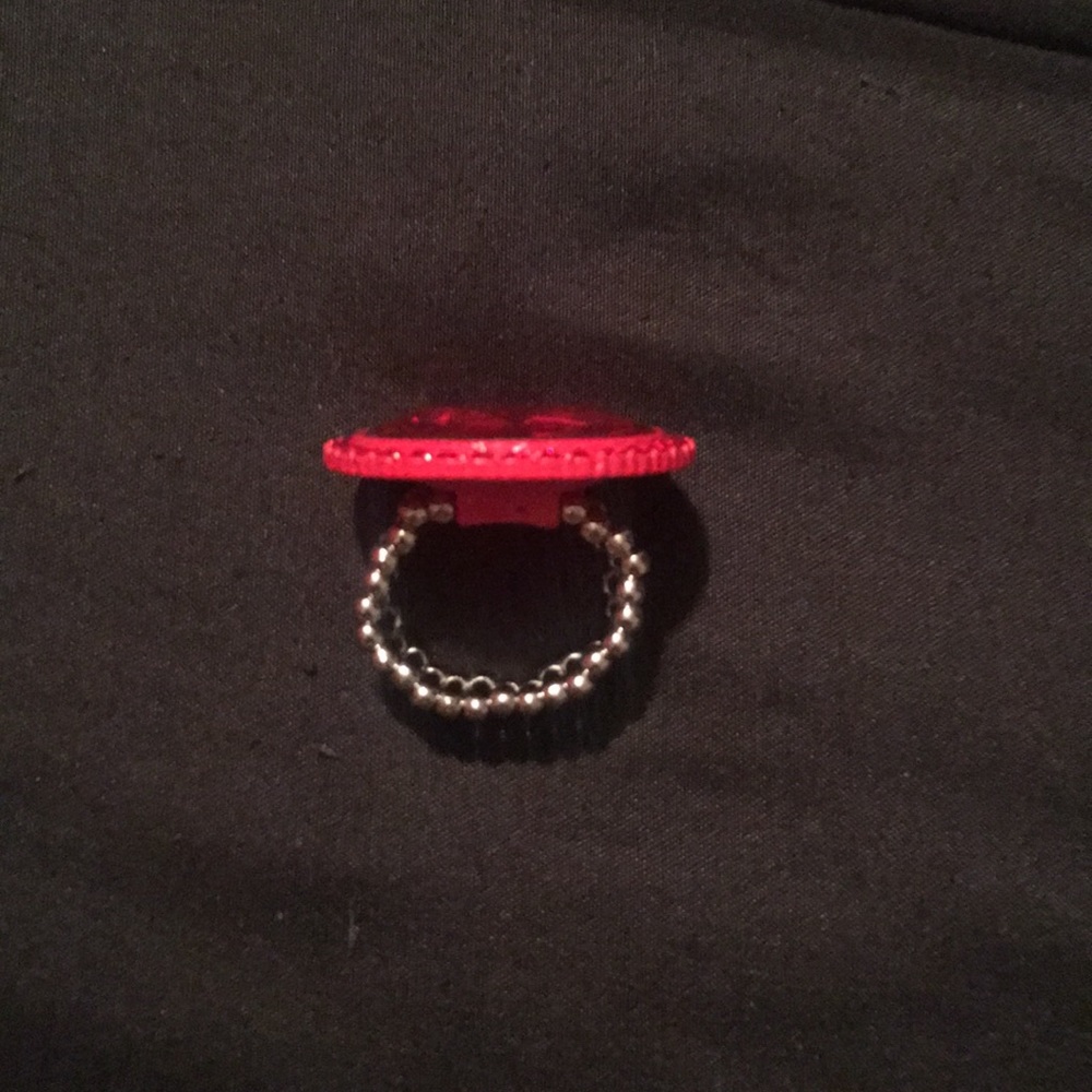 Beautiful ring - Picture 3 of 8
